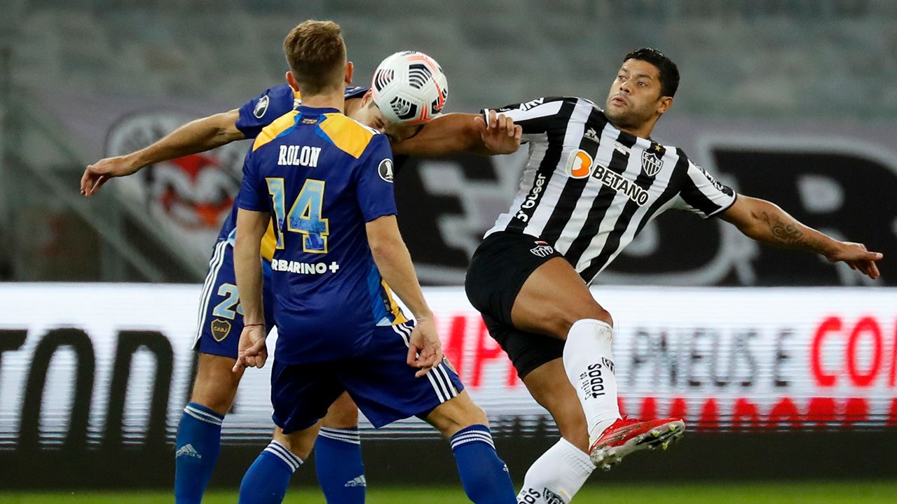 Everson fue la figura de Mineiro que tuvo que definir en penales al ganador de la serie de octavos de final de la Copa Libertadores ante Boca Juniors. (Global: 0-0, penales: 3-1)