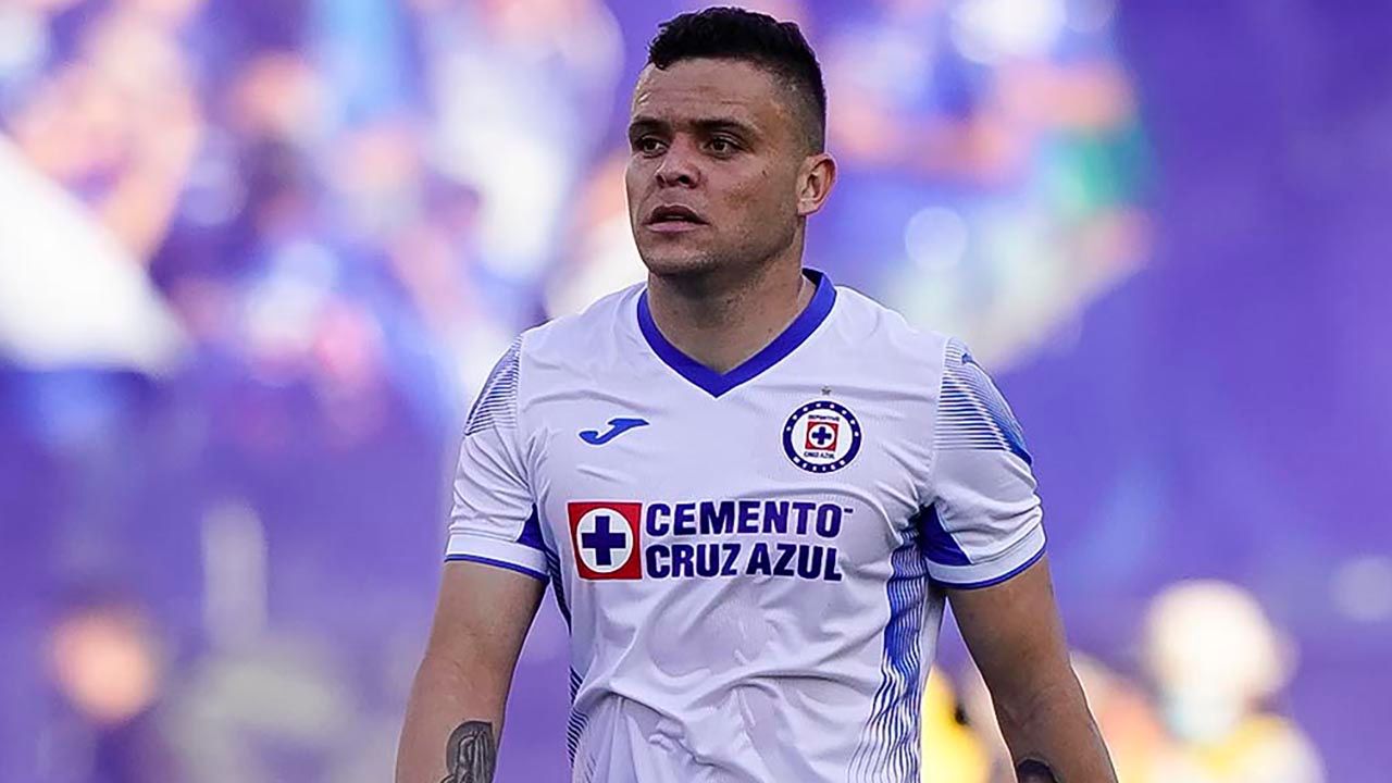 4.	Cruz Azul: 64.5 millones de euros | Jugador más caro: Jonathan Rodríguez (delantero uruguayo), 8 MDE