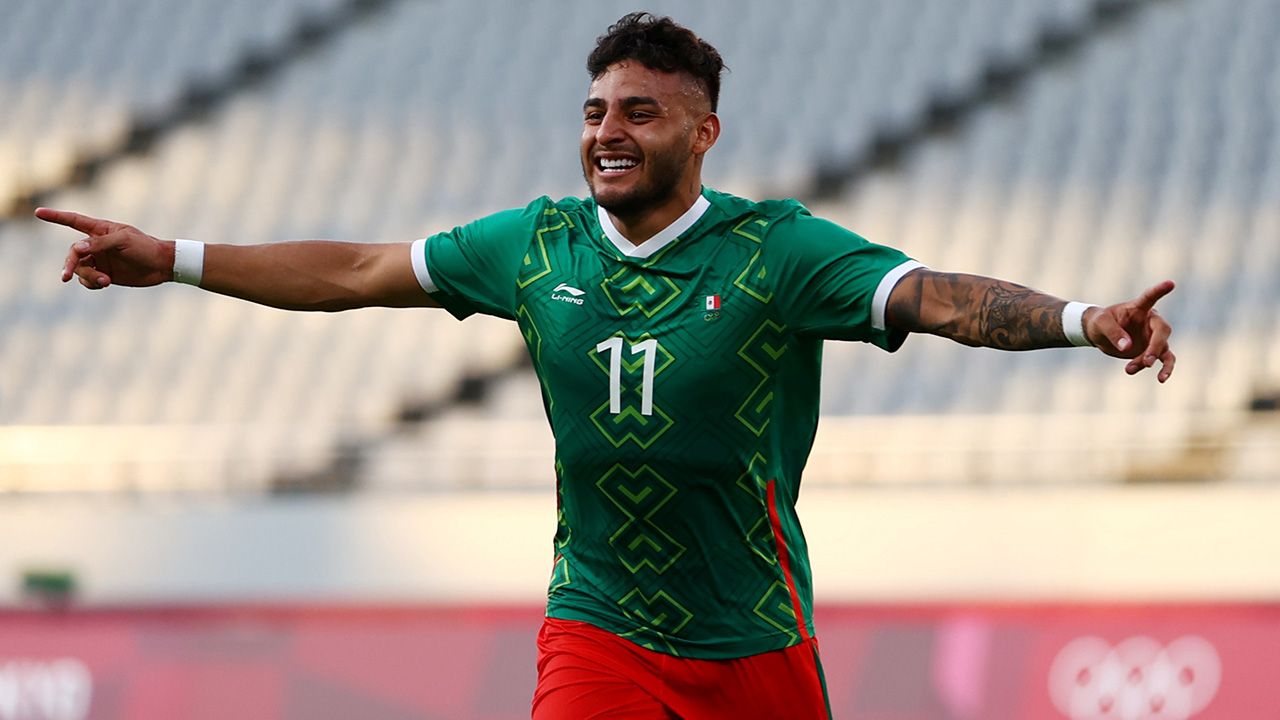 El gol del descuento (2-1) fue de Andre-Pierre Gignac, que no festejó su penal por el cariño a México.