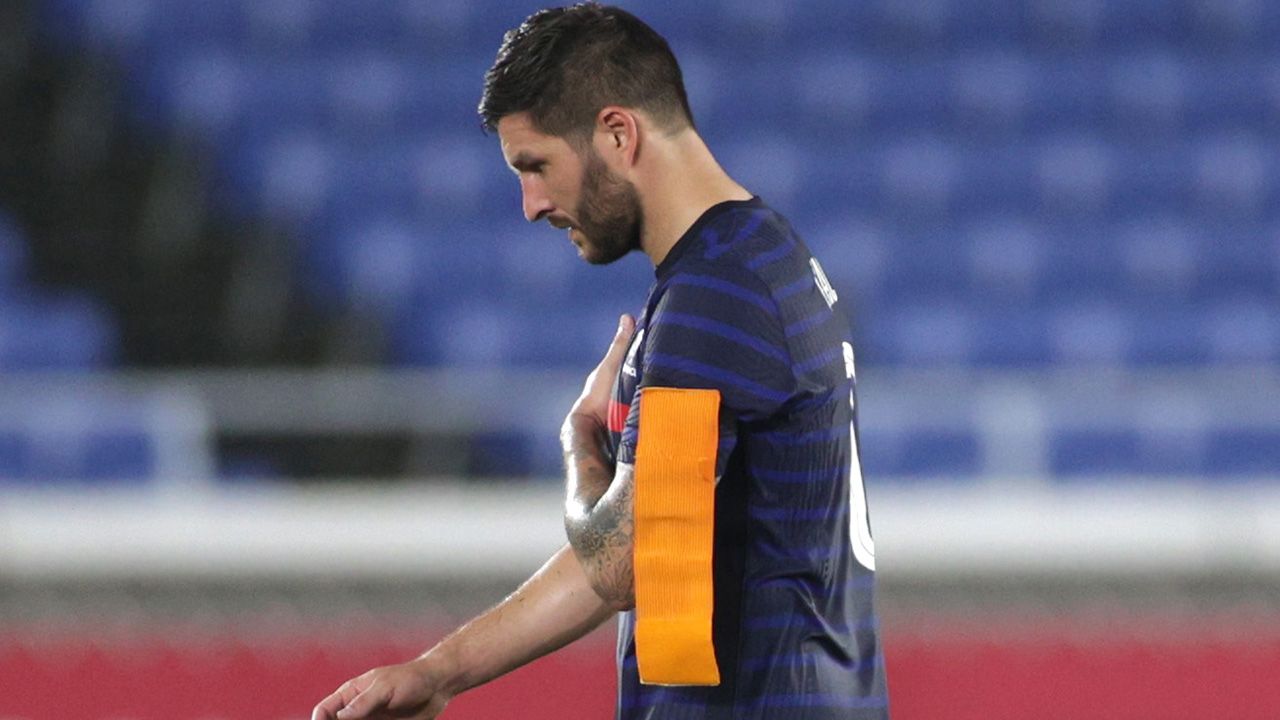 Francia se despide en fase de grupos, pues solo pudo ganarle 4-3 a Sudáfrica gracias al doblete y la asistencia de último minuto de Gignac.