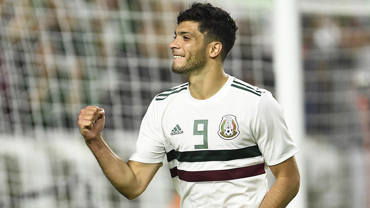 Raúl Jiménez: 7 goles en 11 partidos (2016 y 2019)