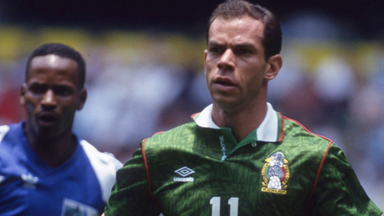 Luis Roberto Alves ‘Zague’: 12 goles en 10 partidos (1991 y 1993)