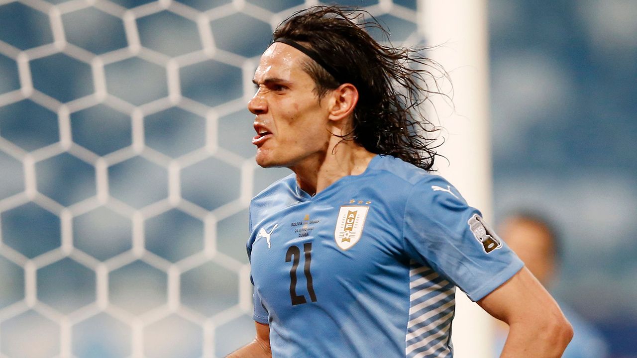 3.	Uruguay: Perdió su primer partido, pero ganó los últimos dos. Solo aceptó dos goles.