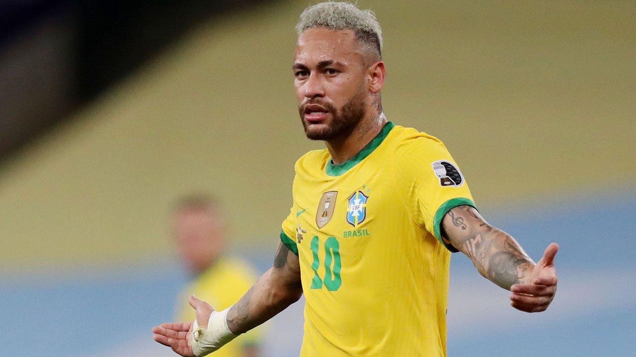 Neymar, golpeado y derrotado por Argentina en la final de la Copa América