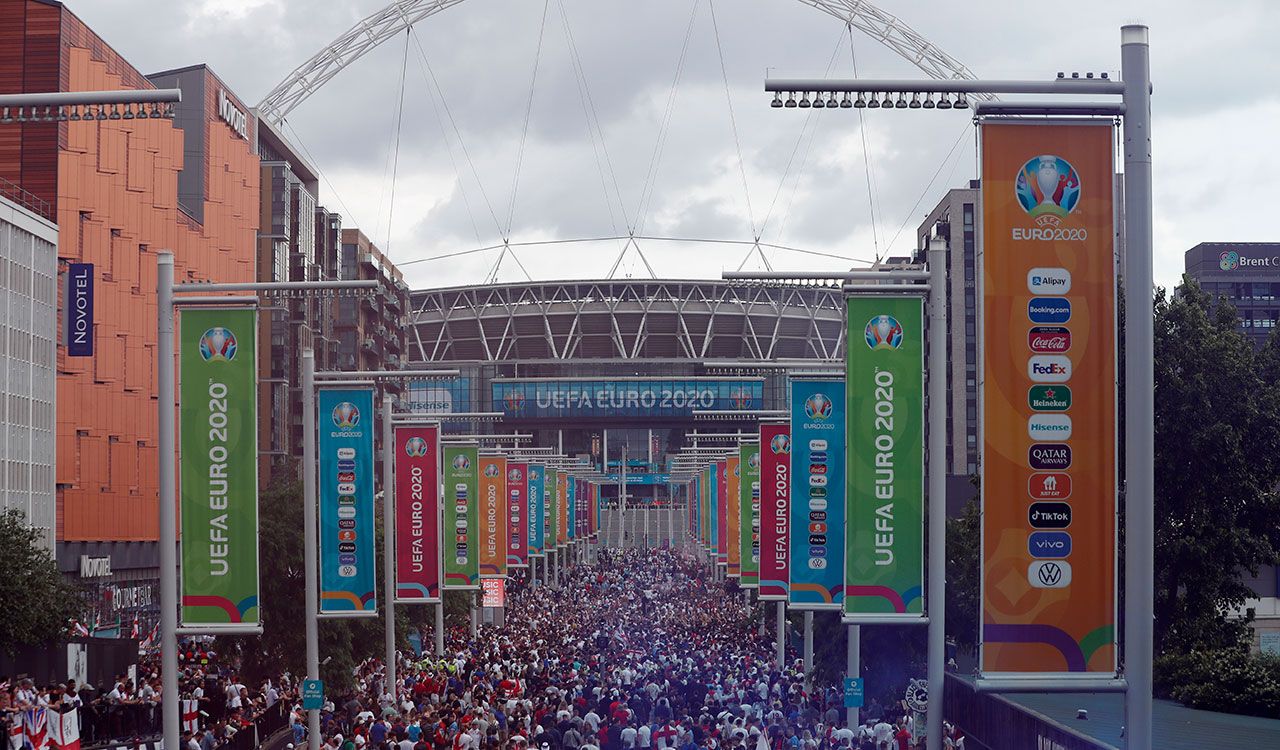 Wembley a tope, el estadio hierve a unos minutos del inicio de la final