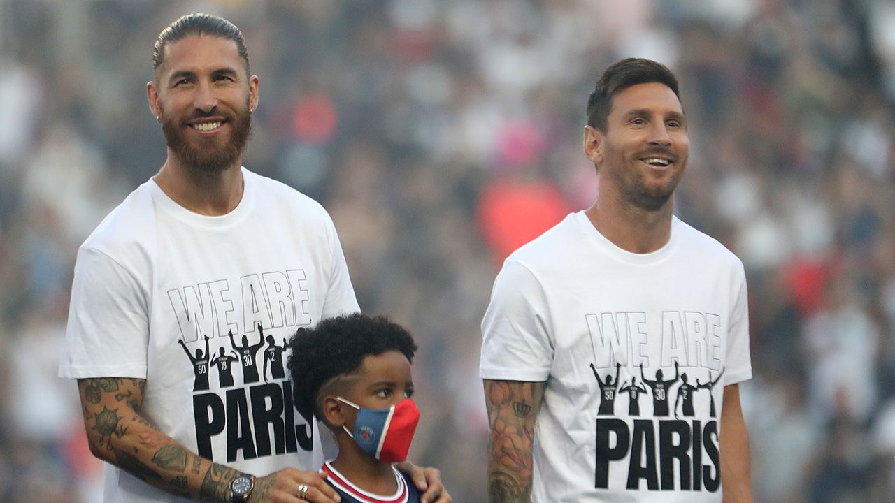 Paris Saint-Germain presentó a Lionel Messi y compañía en público