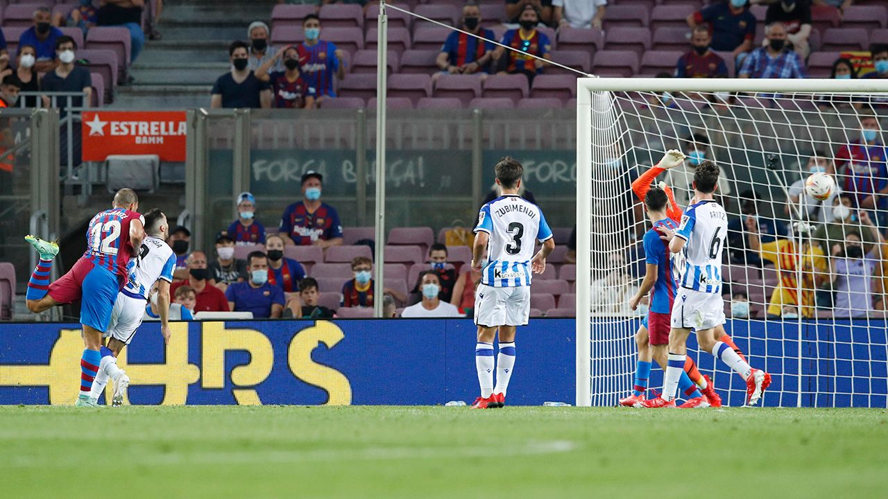 Martin Braithwaite se disfrazó de Lionel Messi en la victoria de Barcelona ante Real Sociedad