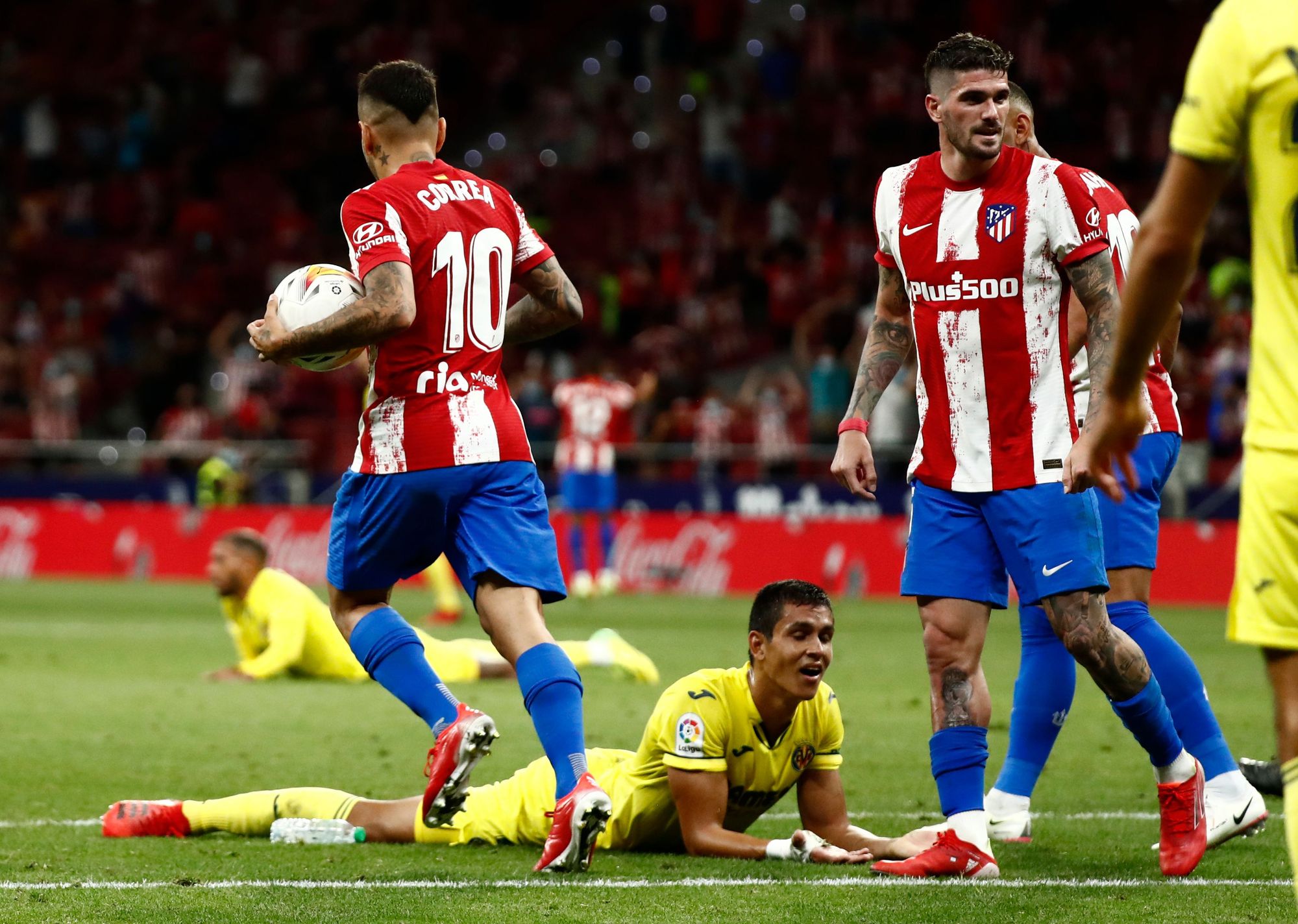 Un autogol de último minuto dejó a Villarreal sin premio ante Atlético de Madrid