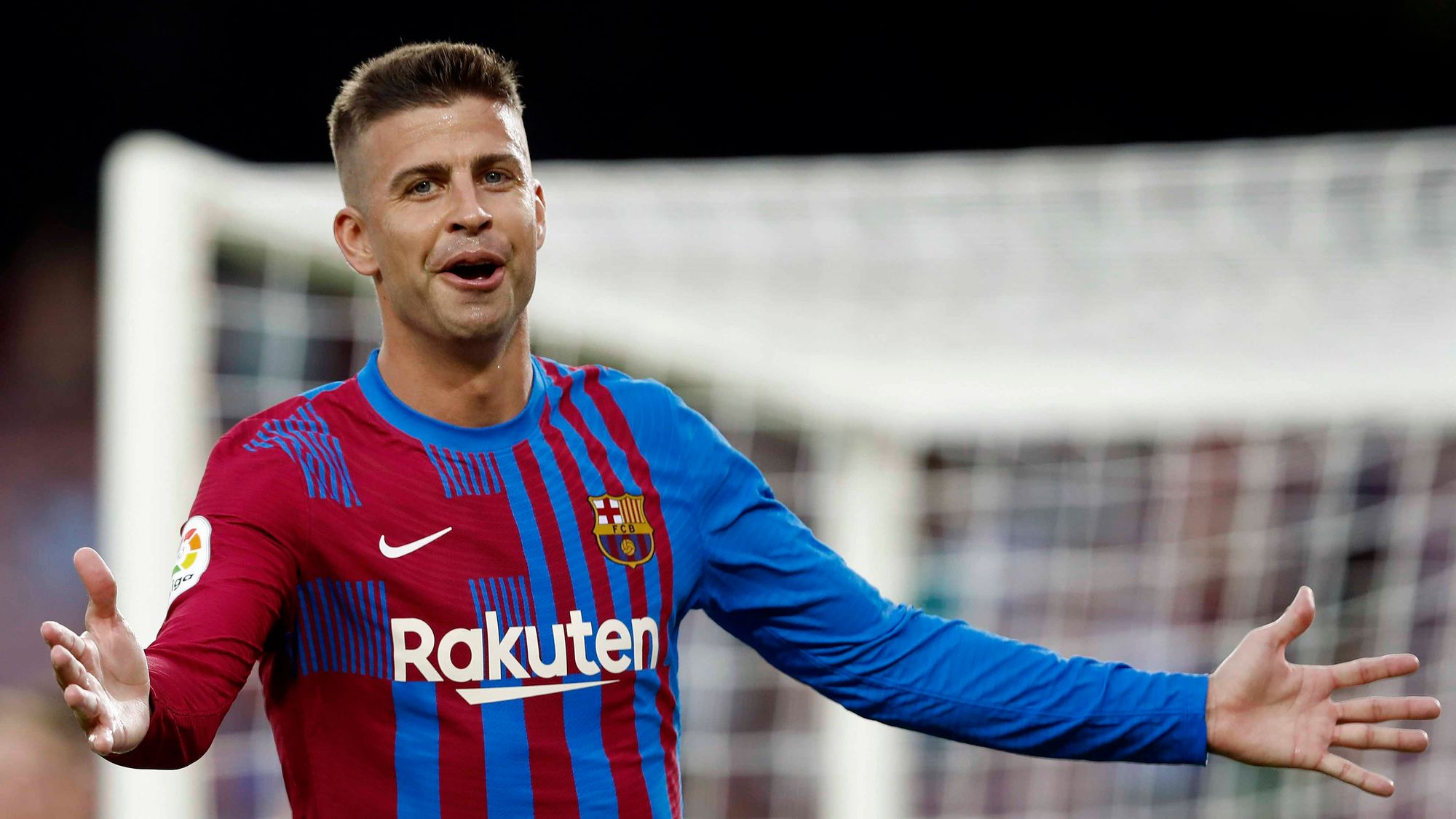 8. Gerard Piqué, Barcelona, defensa: 34 años, 10 millones de euros