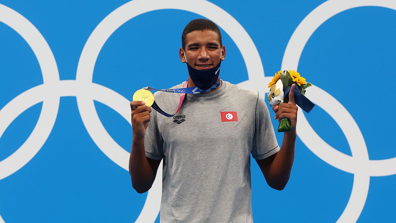 El tunecino Ahmed Hafnaoui ganó la medalla de oro en los 100 metros libres de natación