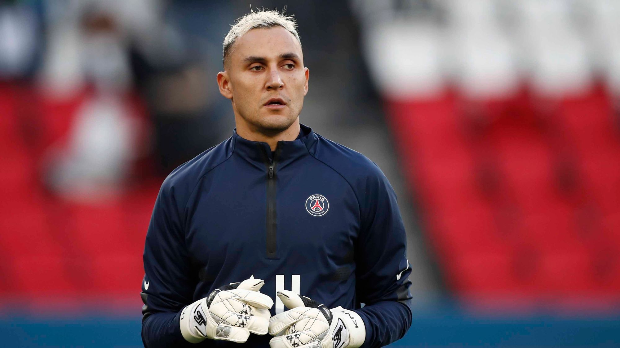 5. Keylor Navas, Paris Saint-Germain, portero: 34 años, 12 millones de euros