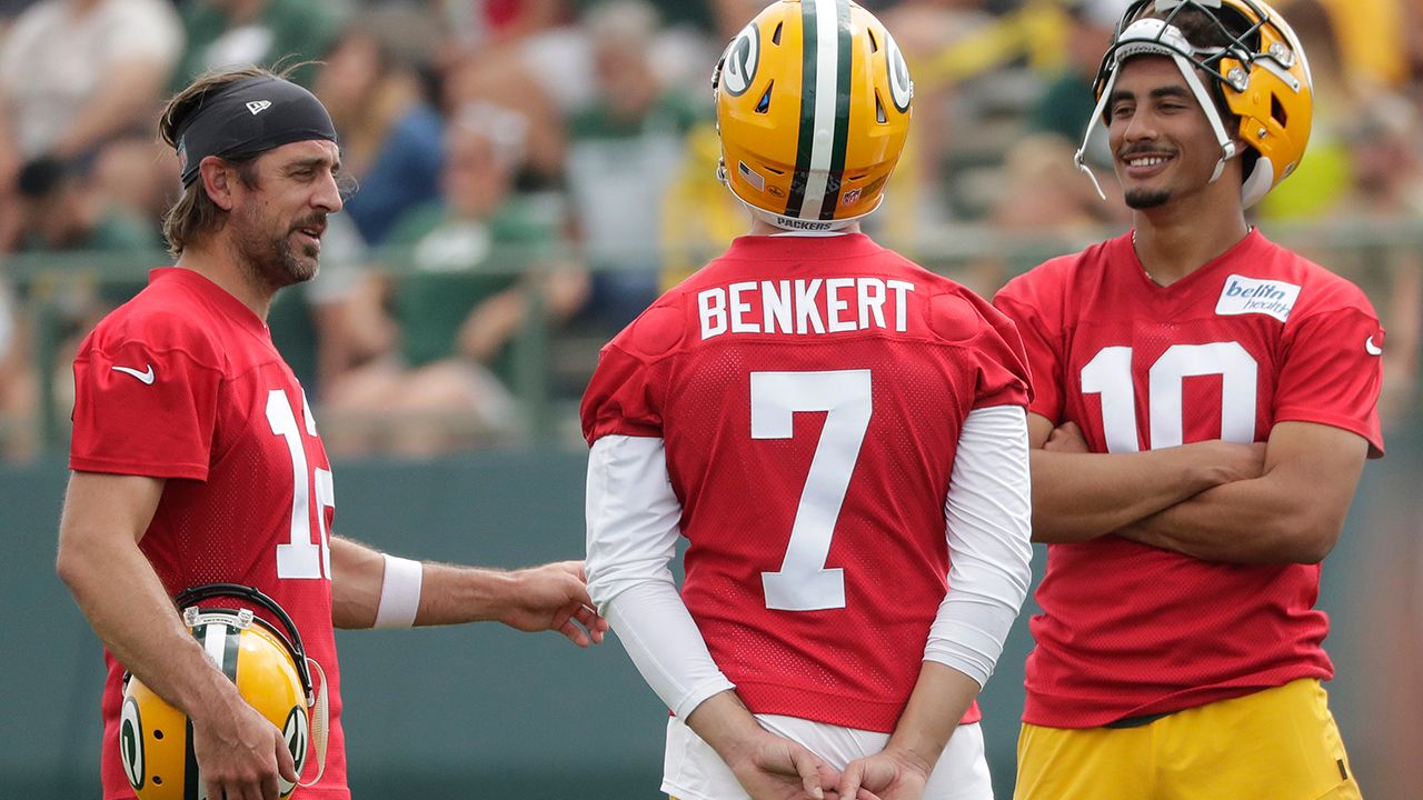 Rodgers, Benkert y Love son los tres quarterbacks de los Packers