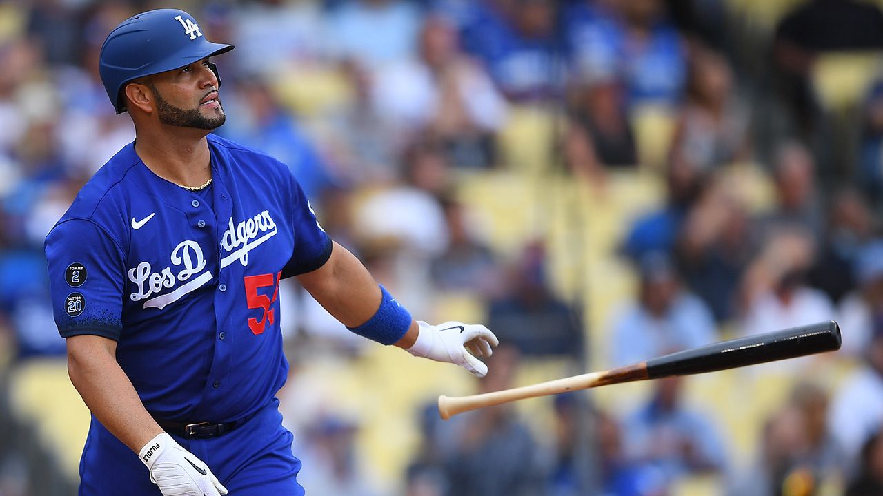 Todo está bien en el uniforme de los Dodgers, ¡y es en español!