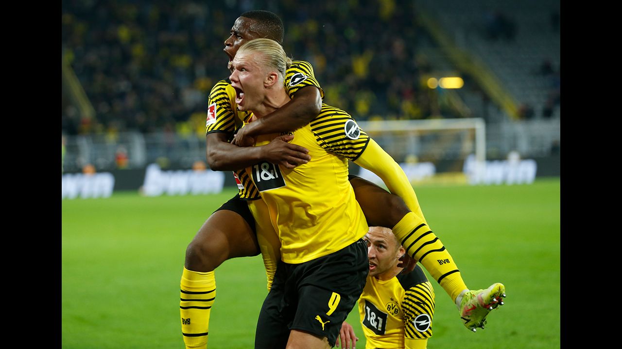 Erling Haaland desató la locura al rescatar a Borussia Dortmund de último minuto