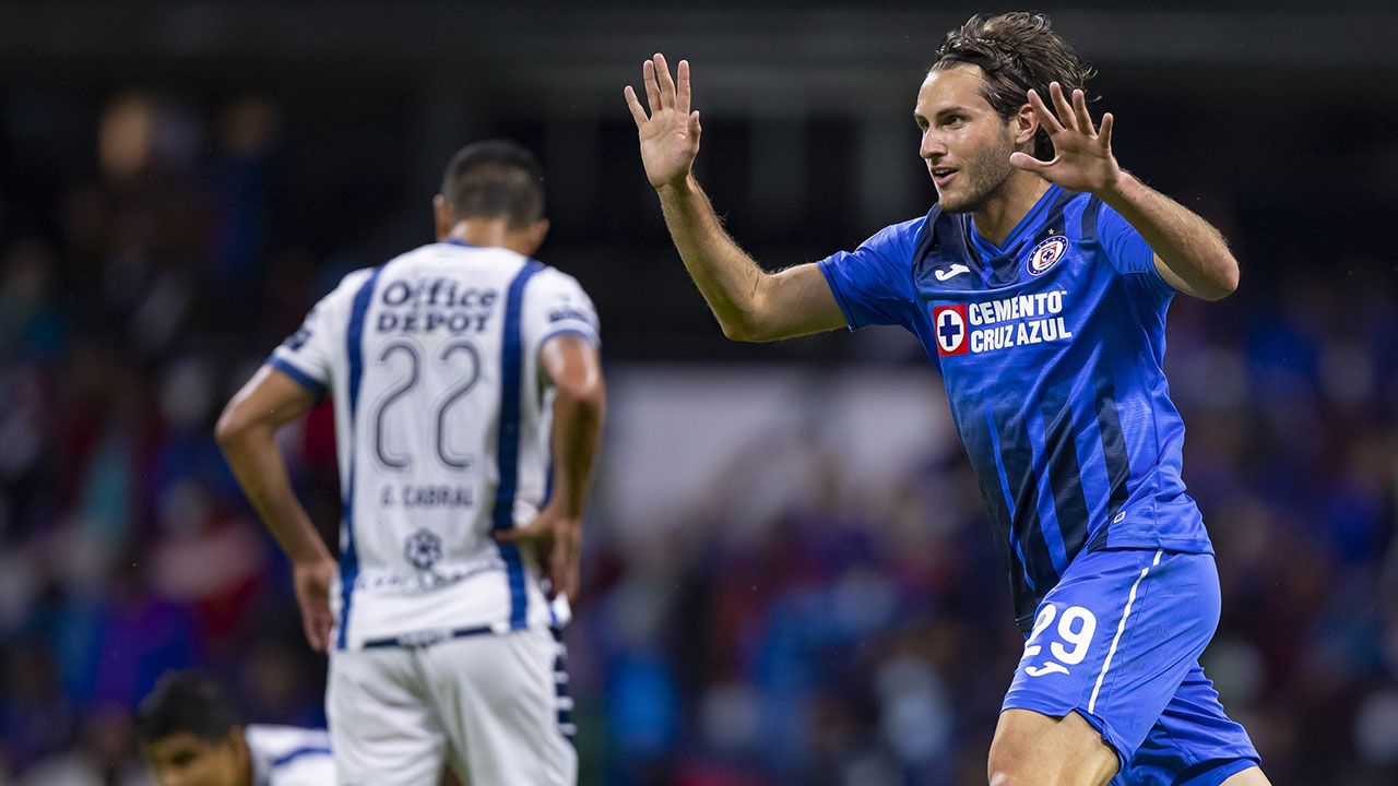 Tres empates consecutivos para Cruz Azul, que poco a poco se aleja de los primeros lugares. Esta vez pudo rescatar el 1-1 contra Pachuca gracias al gol de Santiago Giménez