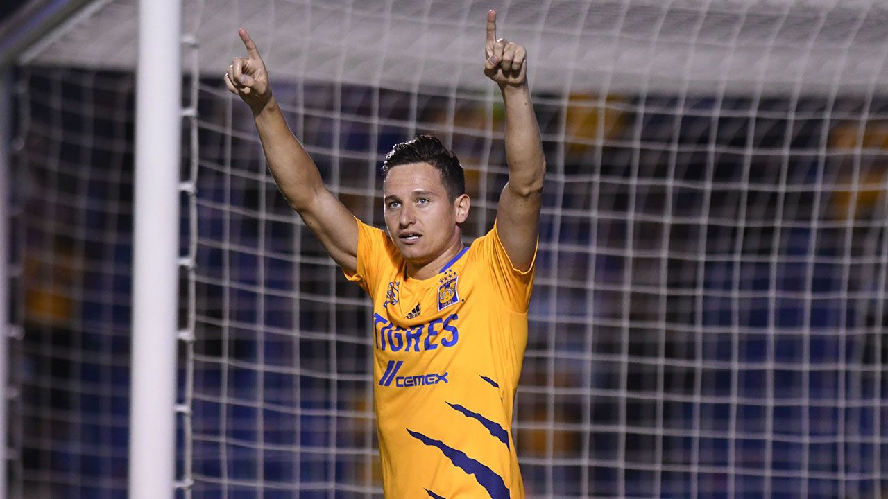 Tigres ganó su primer partido en el 'Volcán' a ritmo de 3-0 cotra Querétaro.
