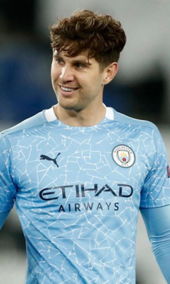 Plena confianza de Pep Guardiola en John Stones con Manchester City