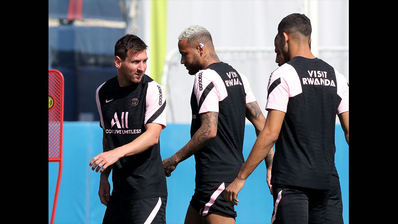 Lionel Messi la pasa de maravilla junto a sus amigos en el Paris Saint-Germain