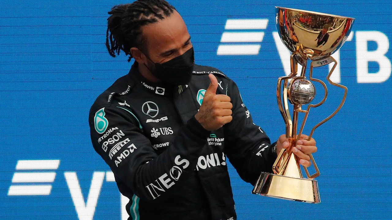 Lewis Hamilton volvió a levantar la mano y ganó el GP de Rusia