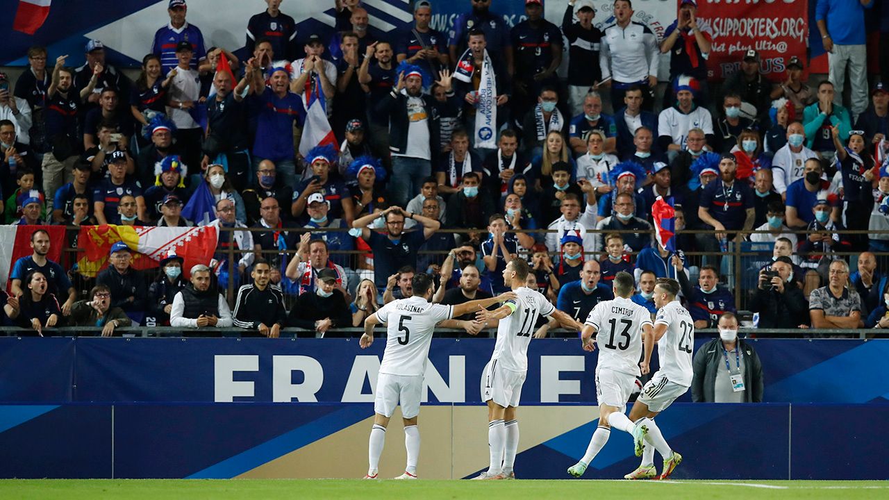 Antoine Griezmann rescató un punto para Francia ante Bosnia en las Eliminatorias UEFA