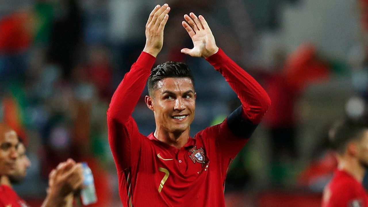 Cristiano Ronaldo vivió un calvario antes de marcar un doblete y convertirse en histórico