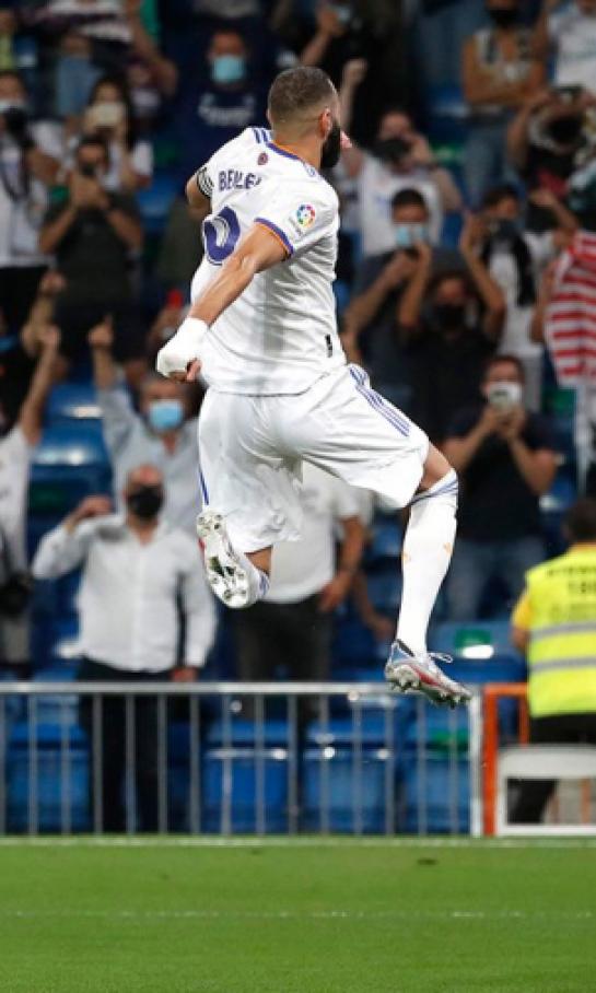 Real Madrid golea a Celta en su vuelta al Bernabéu y llega a la cima de La Liga