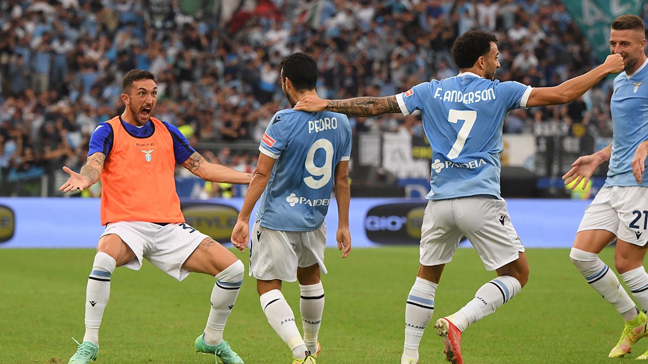 Lazio se queda con el primer derbi romano de José Mourinho al frente de la Roma