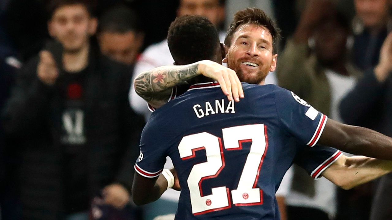 Lionel Messi marcó su primer gol en Champions League con Paris Saint-Germain