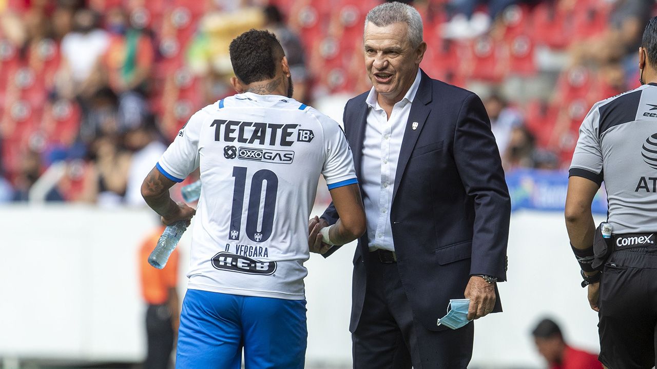 Héctor Moreno volvió a la Liga MX tras 14 años y ya vio una amarilla y tres goles anulados