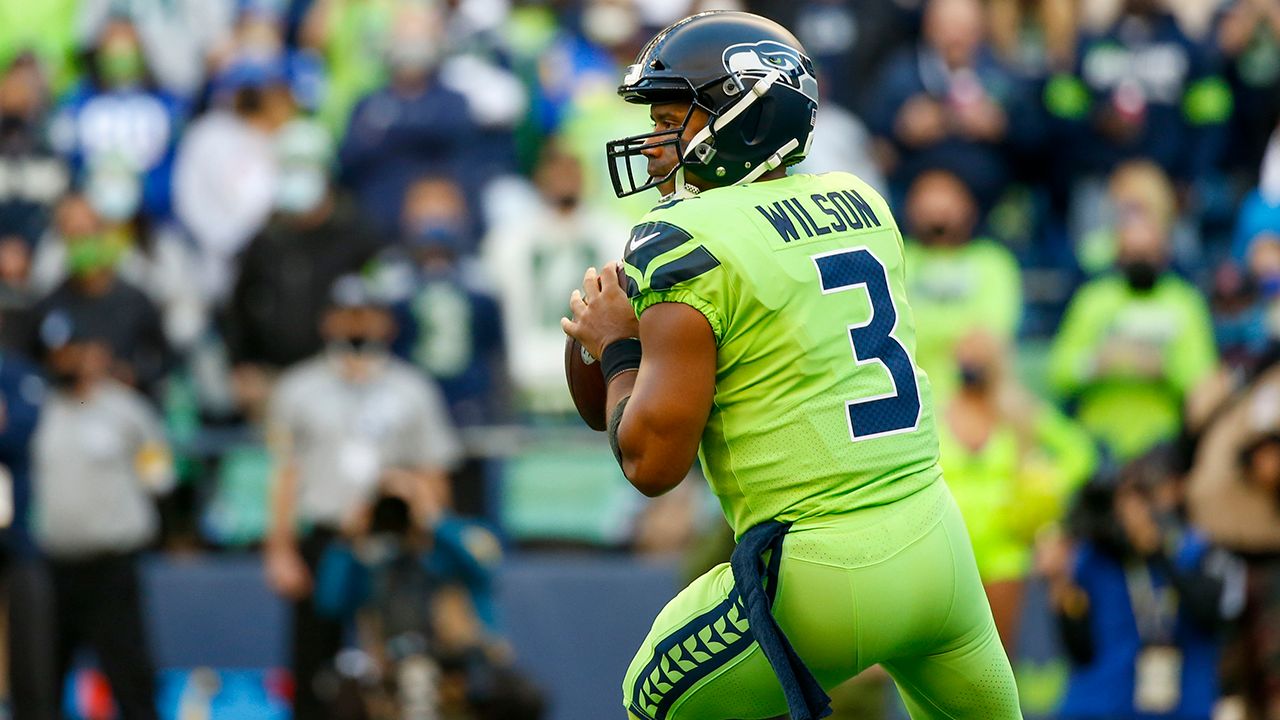 Russell Wilson conectó un pase preciso para DK Metcalf