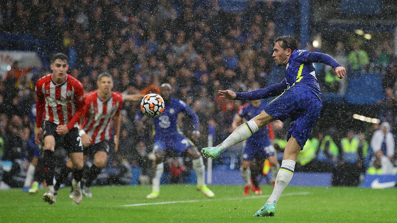 Chelsea venció a Southampton y dormirá como líder de la Premier League