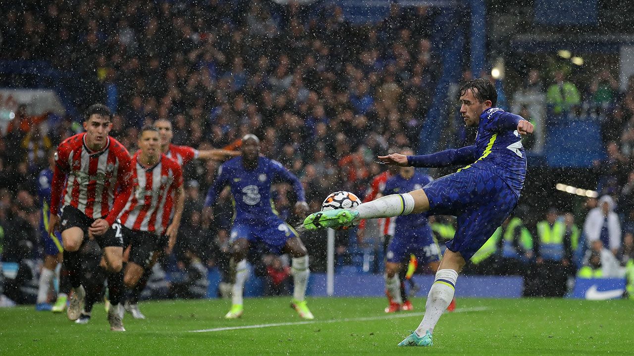 Chelsea venció a Southampton y dormirá como líder de la Premier League