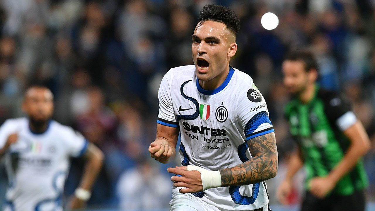 Inter remonta a Sassuolo y sigue persiguiendo a Napoli en la Serie A