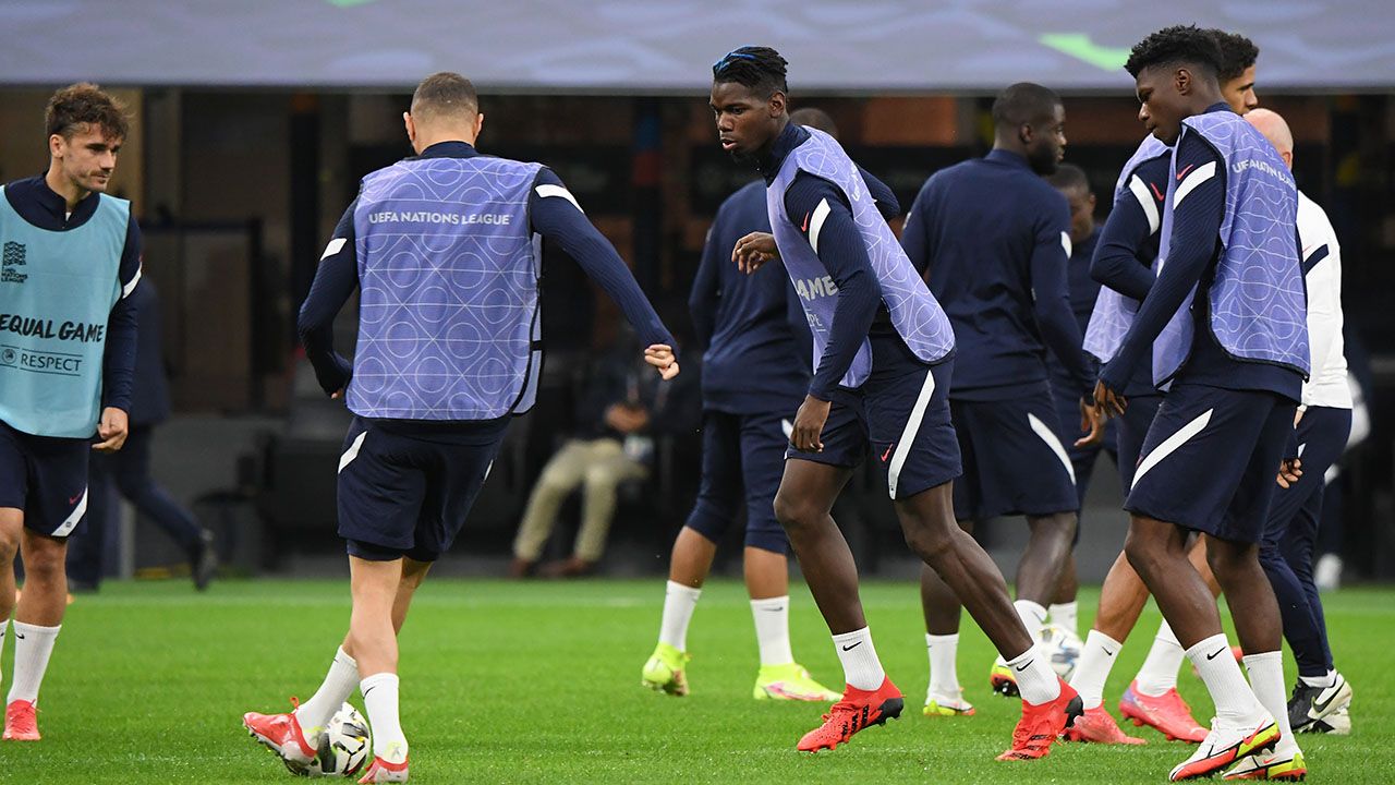 Kylian Mbappé y Paul Pogba acaparan las miradas en la práctica de Francia en San Siro