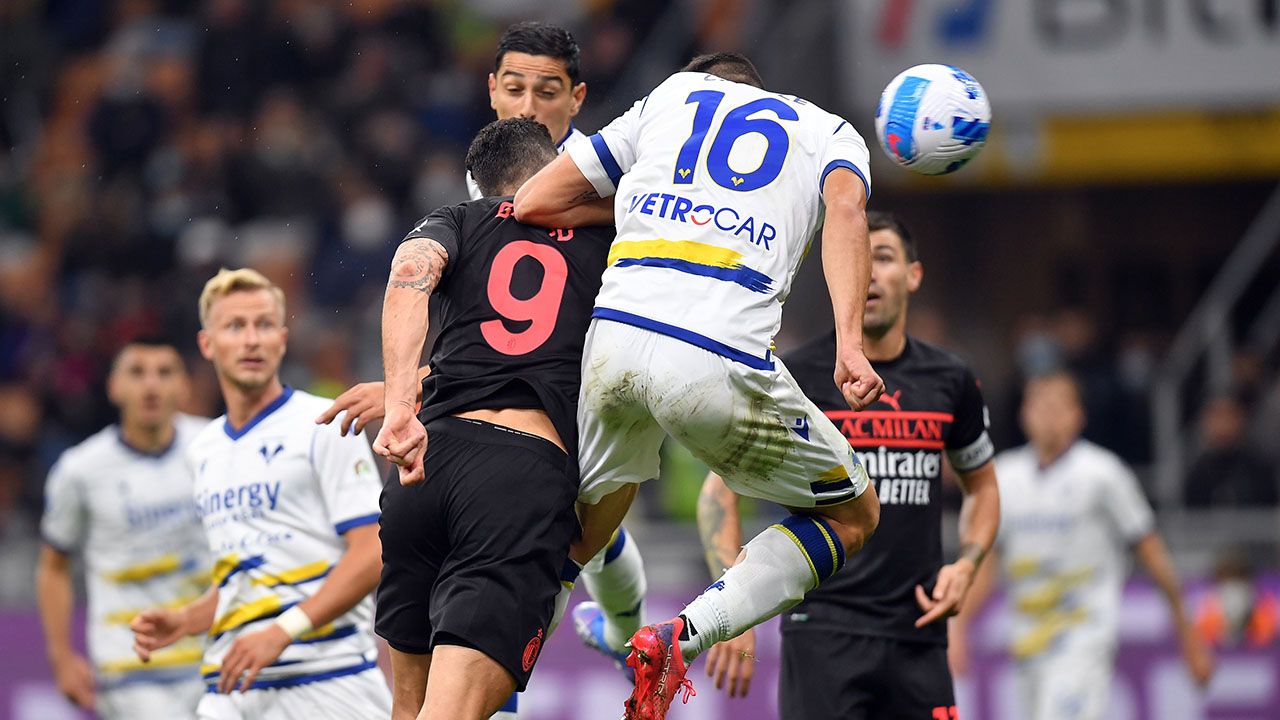 Heroica reacción de Milan ante Verona para seguir peleando por la cima de la Serie A