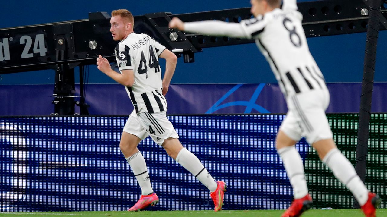 Juventus ganó 'in extremis' a Zenit y es líder de su grupo en la Champions League