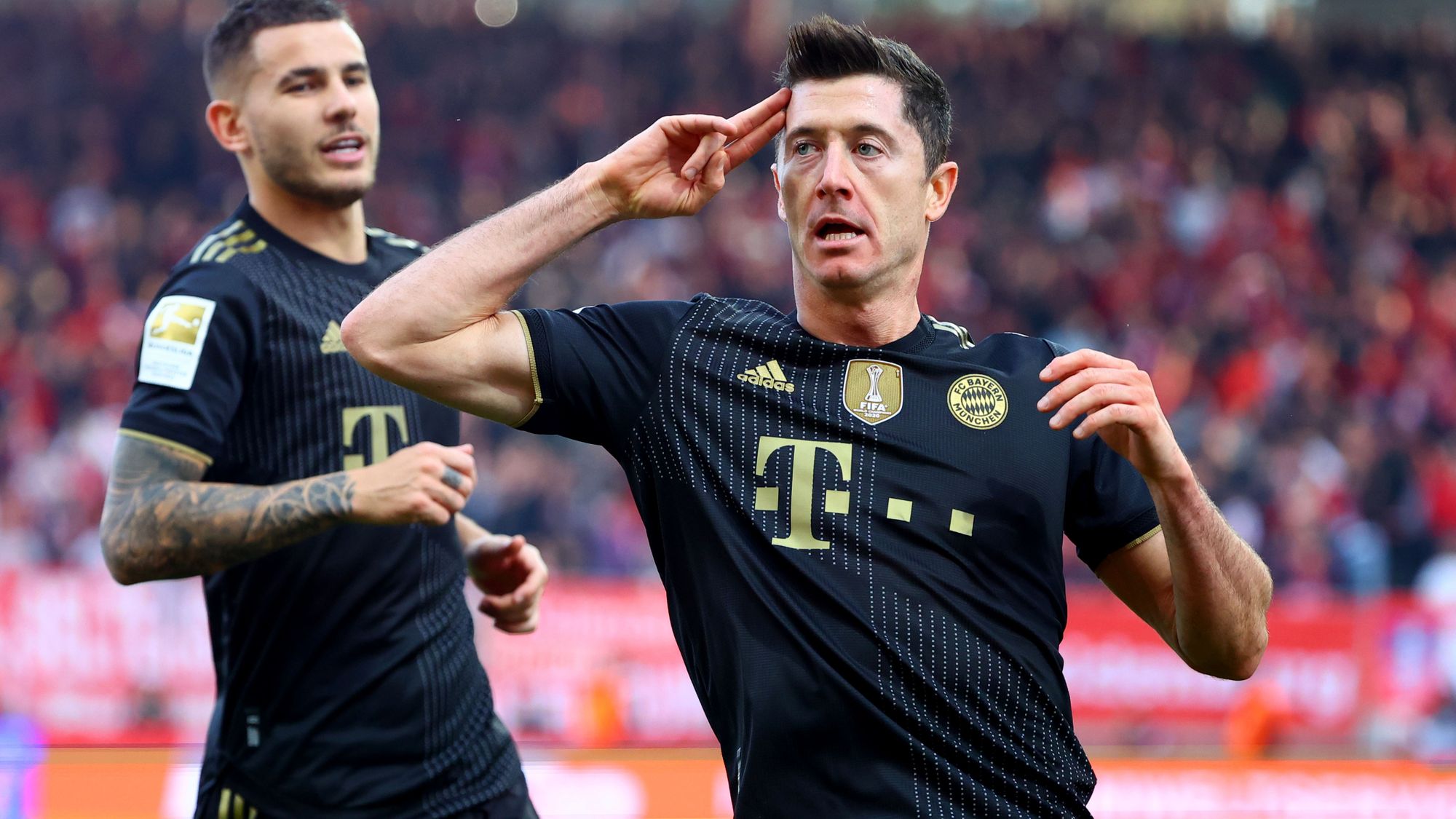 Bayern Munich goleó a Union Berlin y Lewandowski levanta la mano para el Balón de Oro