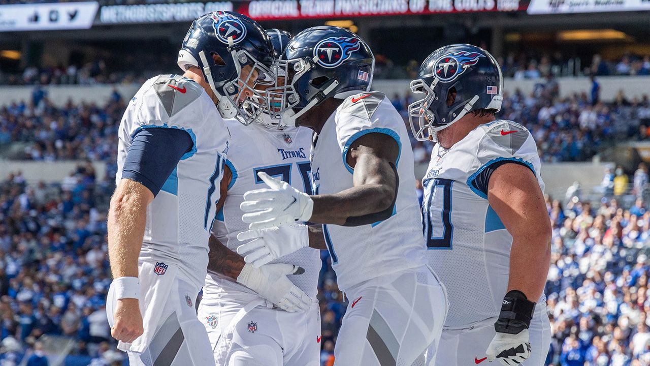 Los Tennessee Titans aprovecharon los balones perdidos de los Colts para ganar el partido Los Tennessee Titans aprovecharon los balones perdidos de los Colts para ganar el partido