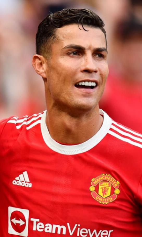 Apenas volvió a la Premier League y Cristiano Ronaldo ya recibió galardón por su talento