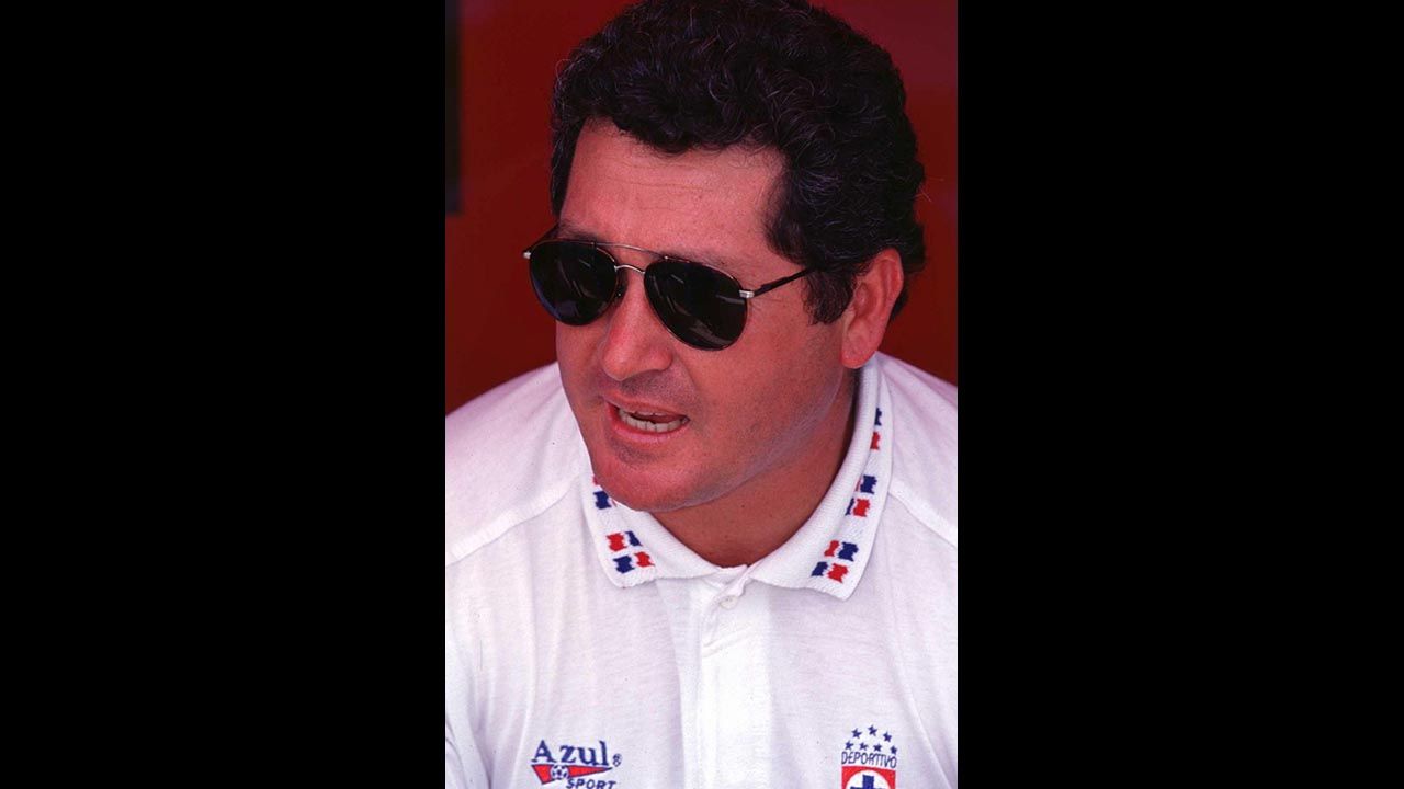 Víctor Manuel Vucetich: Primero dirigió a Cruz Azul (1996-1997) y luego a Chivas (2020-2021).