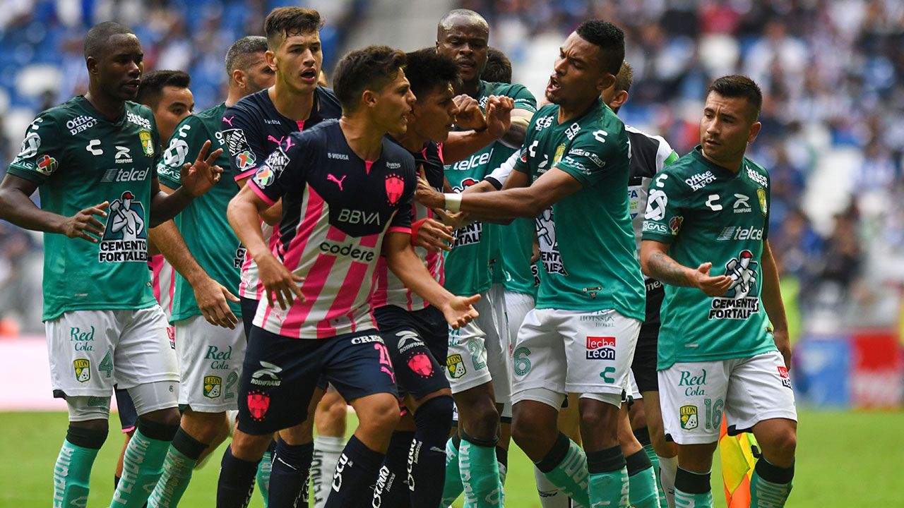'La Fiera' llegó a 19 puntos, uno menos que Rayados.