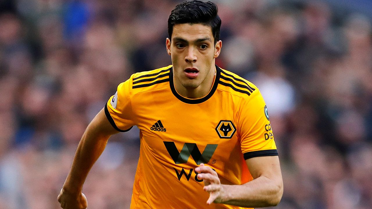 2018: Emigró al Wolverhampton y vio algunos minutos en el Mundial de Rusia.