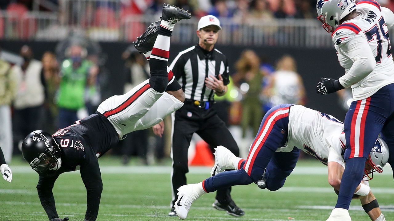 Los Patriots llegaron a su séptima victoria de temporada aplastando a los Falcons con marcador 25-0 en un partido de pesadilla para Matt Ryan en Atlanta. 