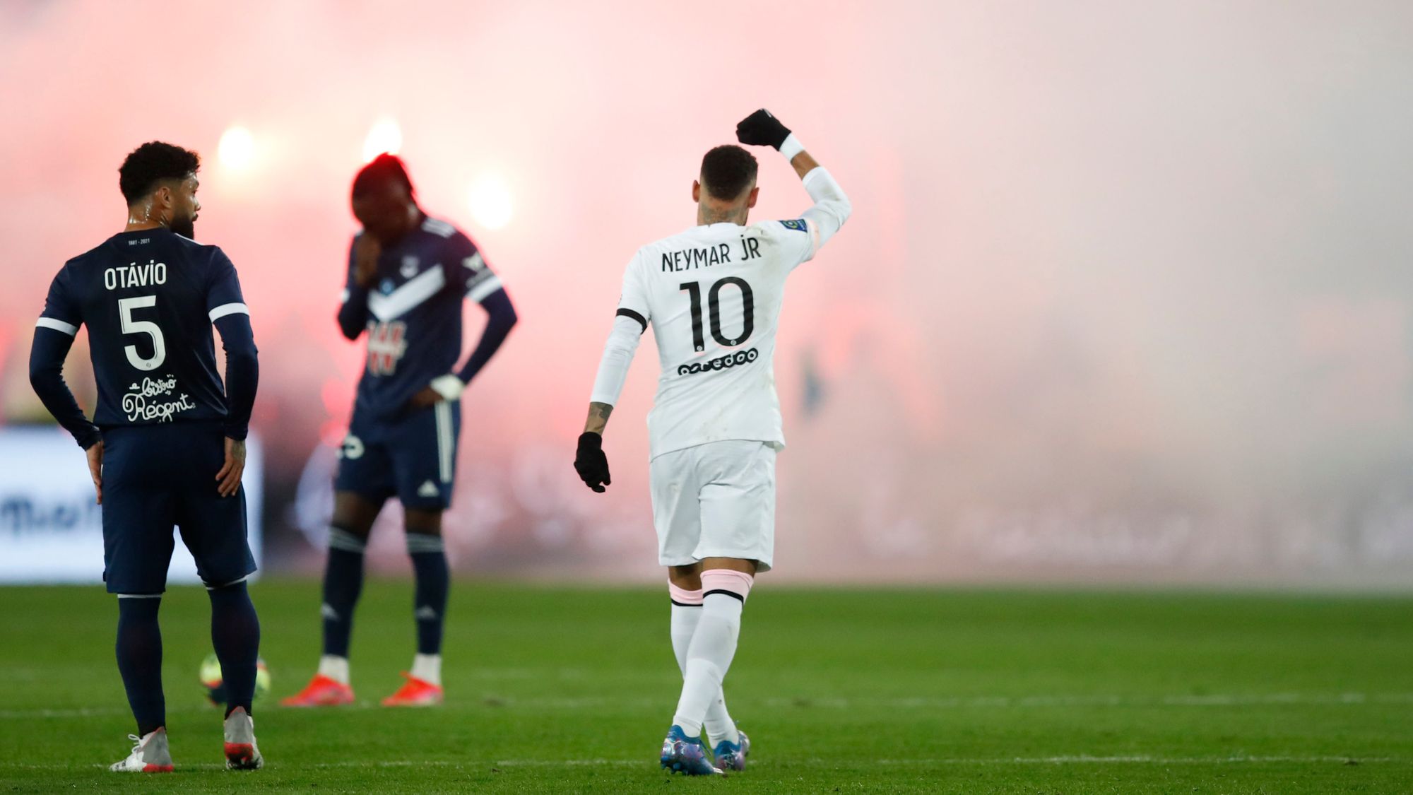 Neymar y Kylian Mbappé lucen y Paris Saint-Germain es líder de la Ligue 1 sin discusiones