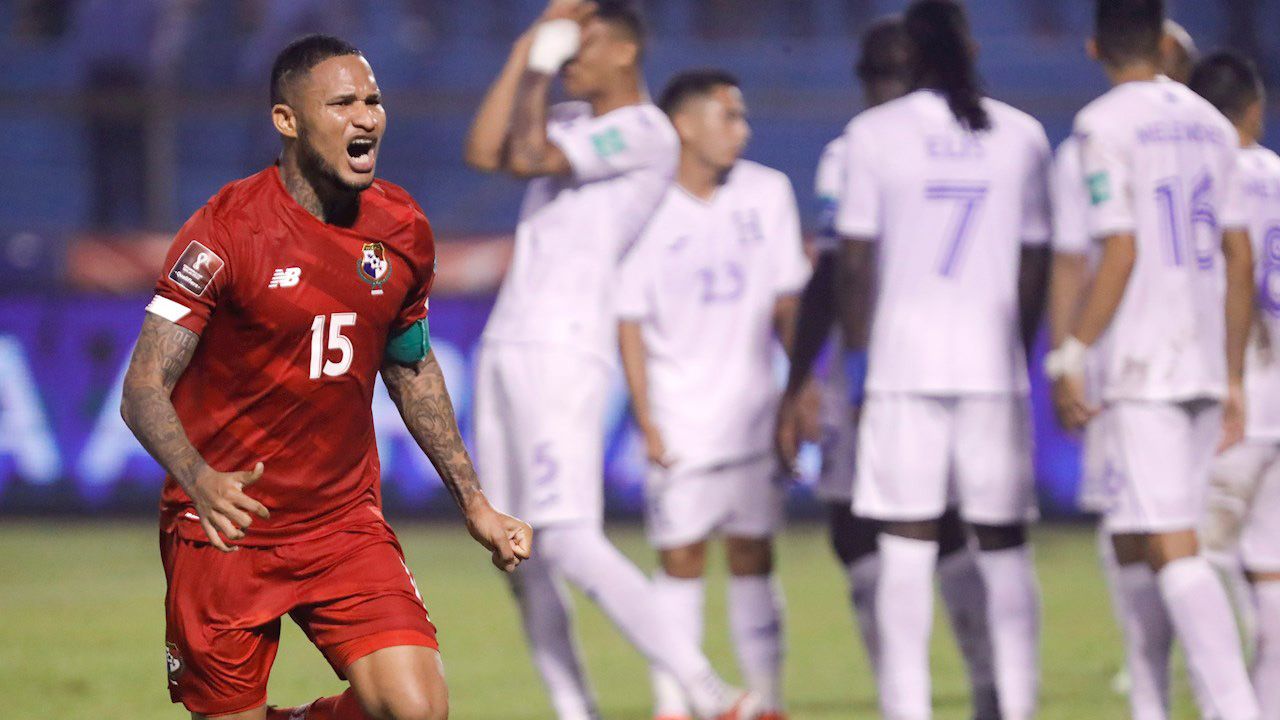 Panamá dio una gran voltereta y prácticamente eliminó a Honduras