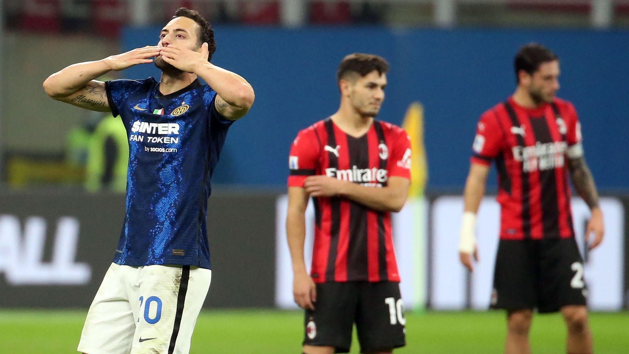 Vibrante empate entre Milan e Inter en la Serie A, el punto sabe a poco