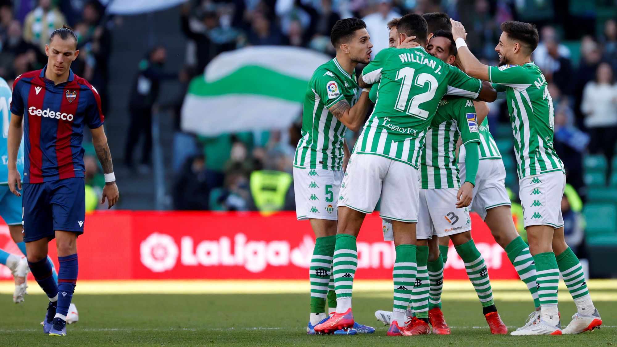 5. Real Betis - 27 puntos 