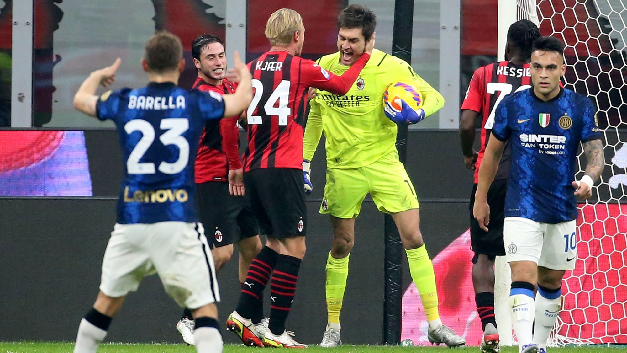 Vibrante empate entre Milan e Inter en la Serie A, el punto sabe a poco