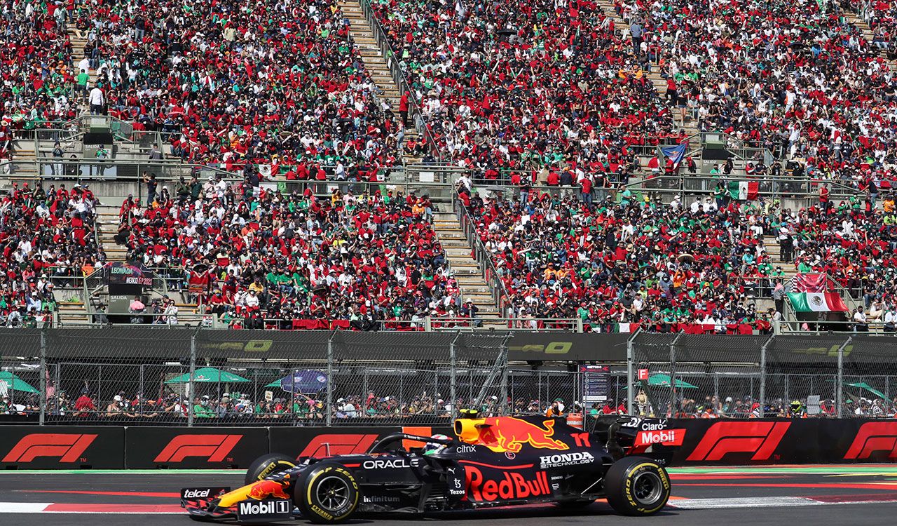 'Checo' Pérez, primer mexicano en subir al podio en el GP de México