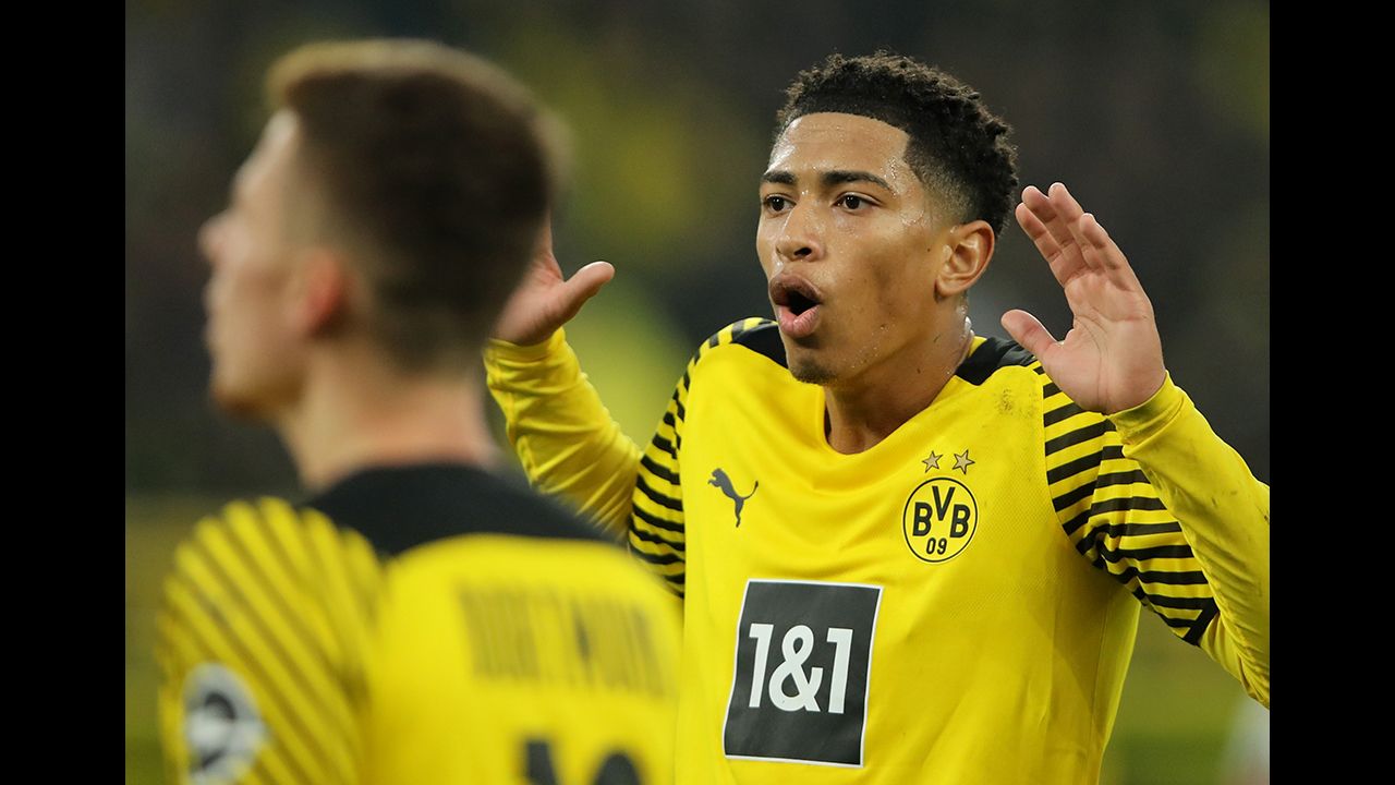 Borussia Dortmund no desaprovechó y ya le pisa los talones a Bayern Munich